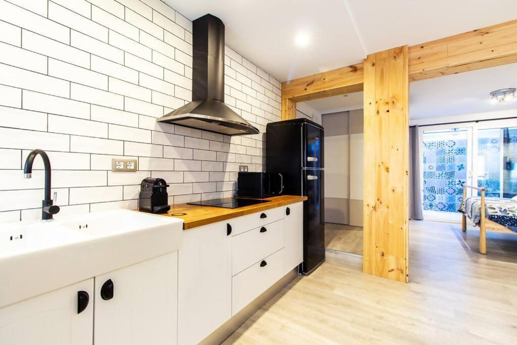 Appartement Chic Y Renovado Loft En La Playa à Valence Extérieur photo